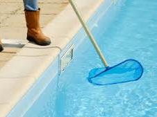 cleaning pool